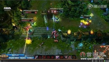 五杀！S15首个五杀由TES.JackeyLove的卡莎达成。